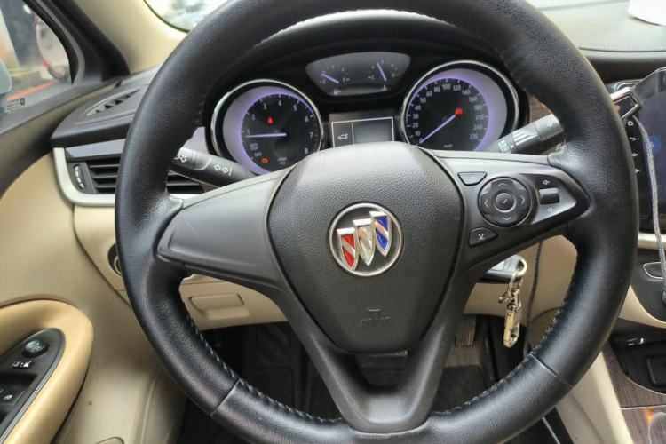 Used Buick Verano 2018 Sedan 15S Automatic Entry Model Steering Wheel