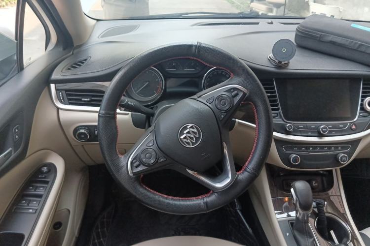 Used Buick Verano 2018 Sedan 15S Automatic Leading Model Steering Wheel