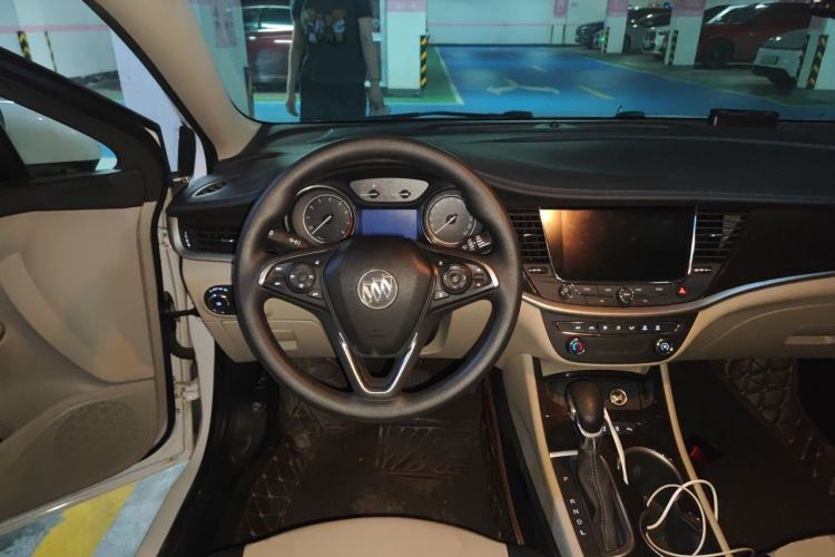 Used Buick Verano 2018 Sedan 15S Automatic Leading Model Steering Wheel