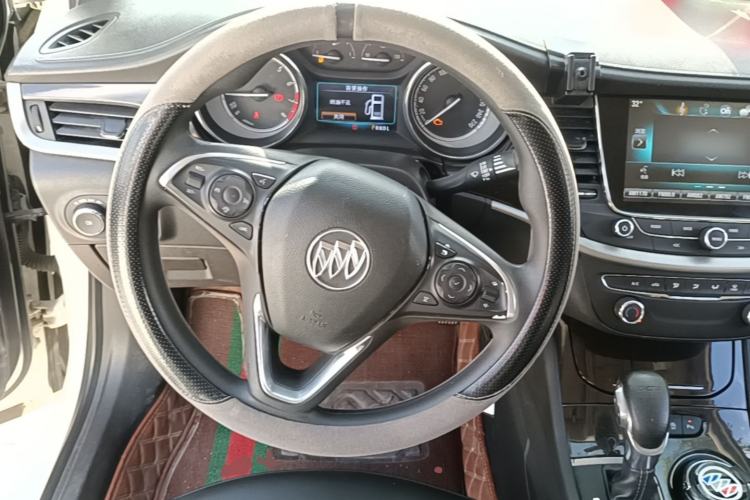 Used Buick Verano 2018 Sedan 20T Dual-Clutch Leading Model Steering Wheel