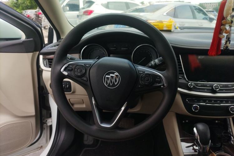 Used Buick Verano 2018 Sedan 15S Automatic Leading Model Steering Wheel