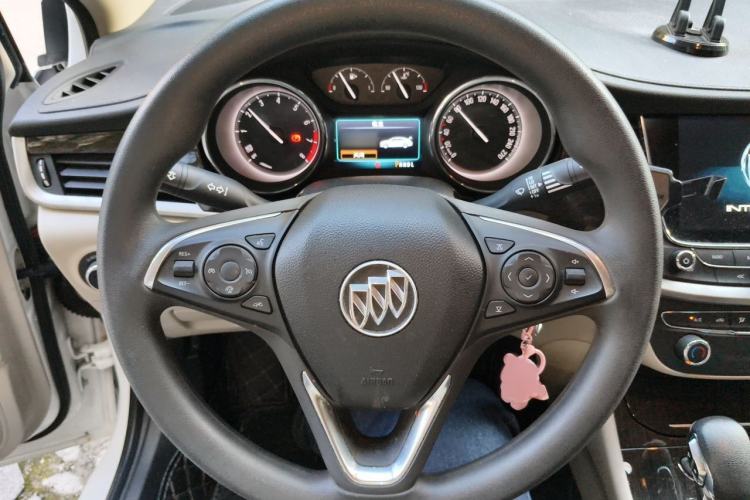 Used Buick Verano 2018 Sedan 15S Automatic Leading Model Steering Wheel