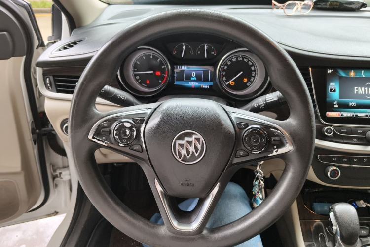 Used Buick Verano 2018 Sedan 15S Automatic Leading Model Steering Wheel