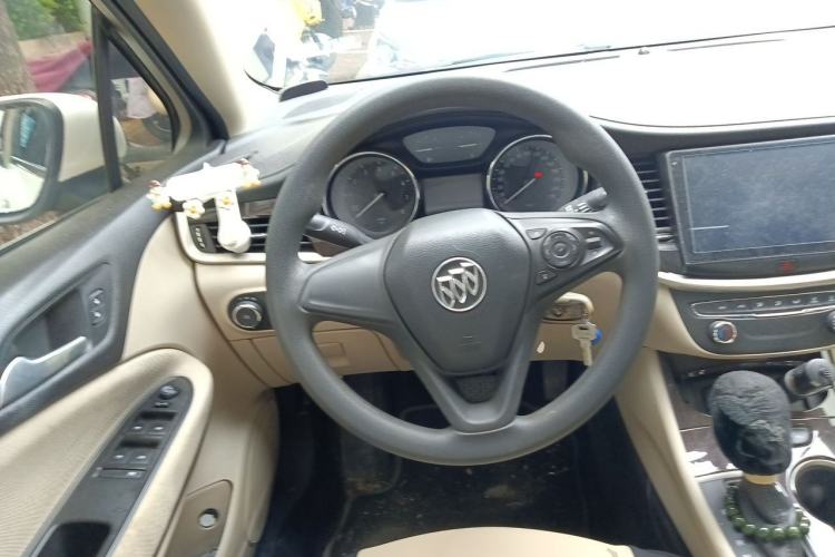 Used Buick Verano 2018 Sedan 15S Automatic Entry Model Steering Wheel