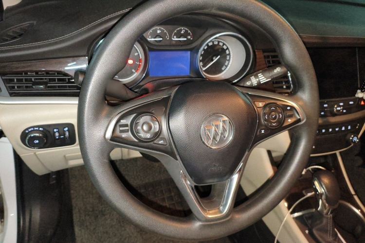 Used Buick Verano 2018 Sedan 15S Automatic Leading Model Steering Wheel