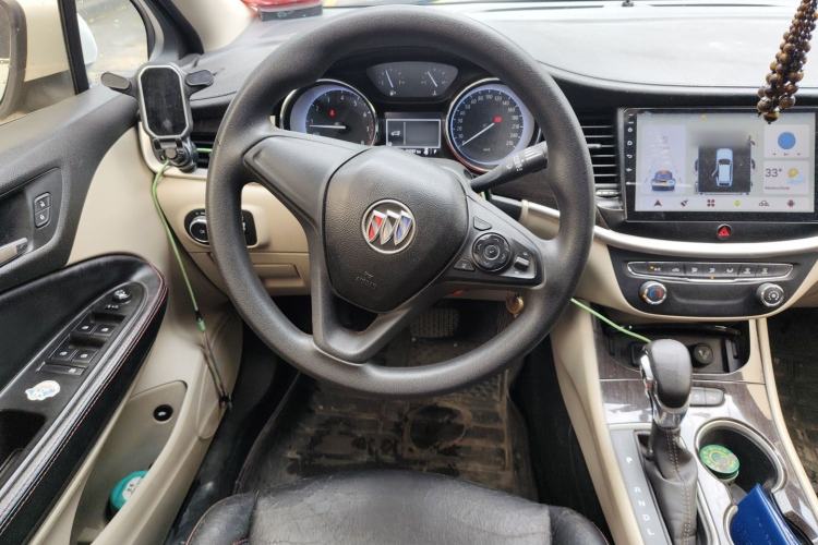 Used Buick Verano 2018 Sedan 15S Automatic Entry Model Steering Wheel
