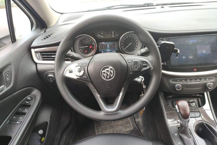 Used Buick Verano 2018 Sedan 20T Dual-Clutch Leading Model Steering Wheel