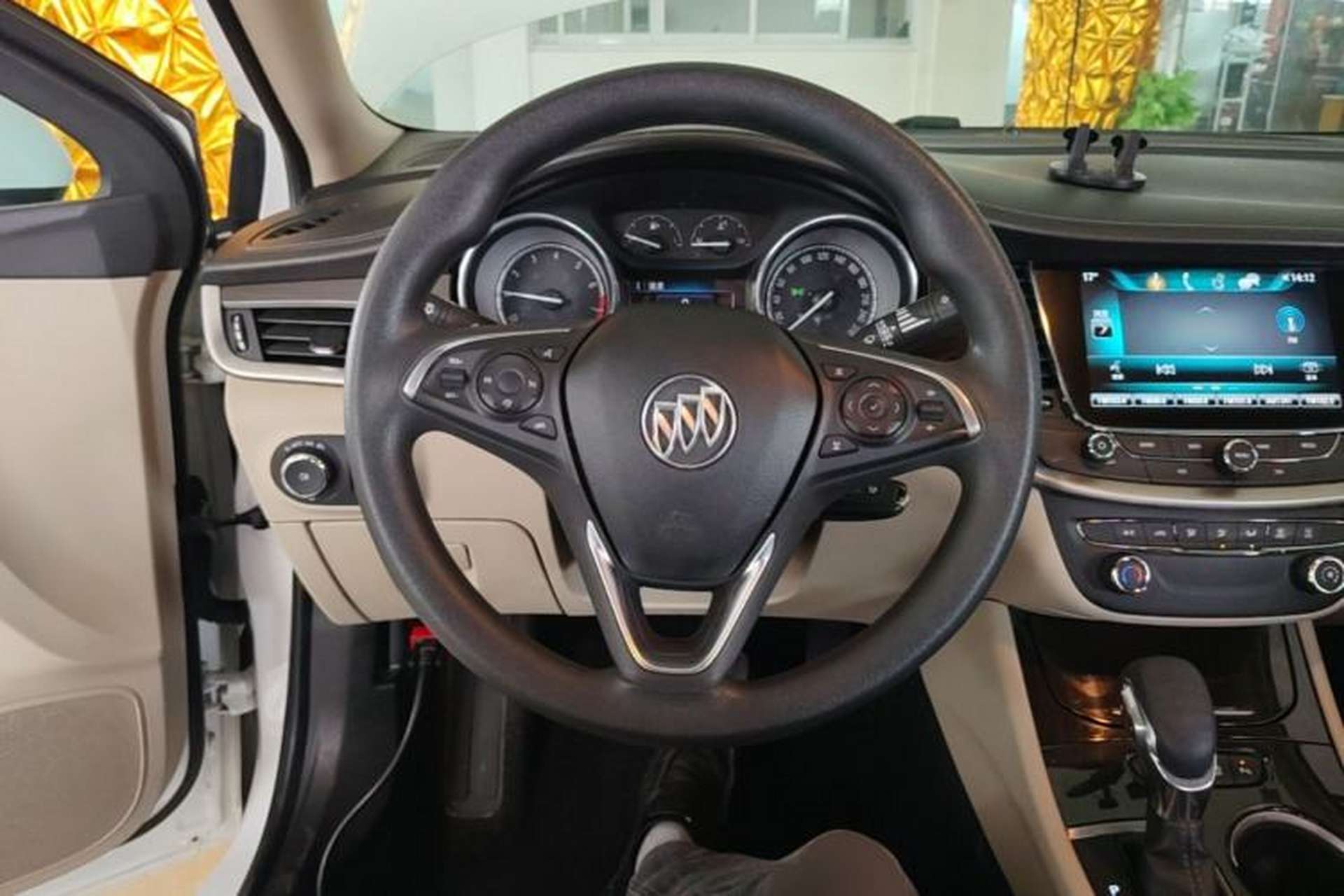 Used Buick Verano 2018 Sedan 15S Automatic Leading Model Steering Wheel