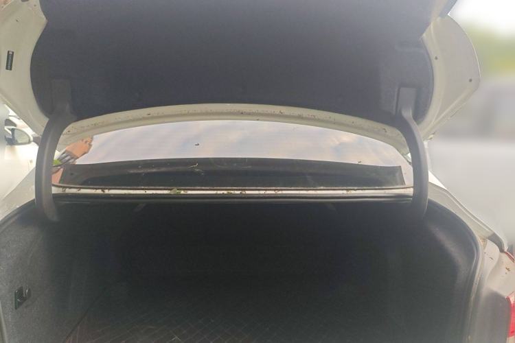 Used Buick Verano 2018 Sedan 15S Automatic Leading Model Trunk