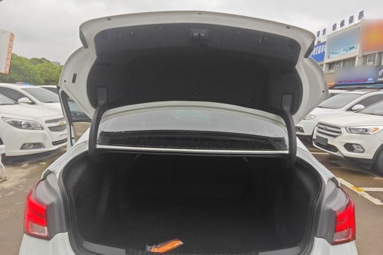 Used Buick Verano 2018 Sedan 15S Automatic Leading Model Trunk