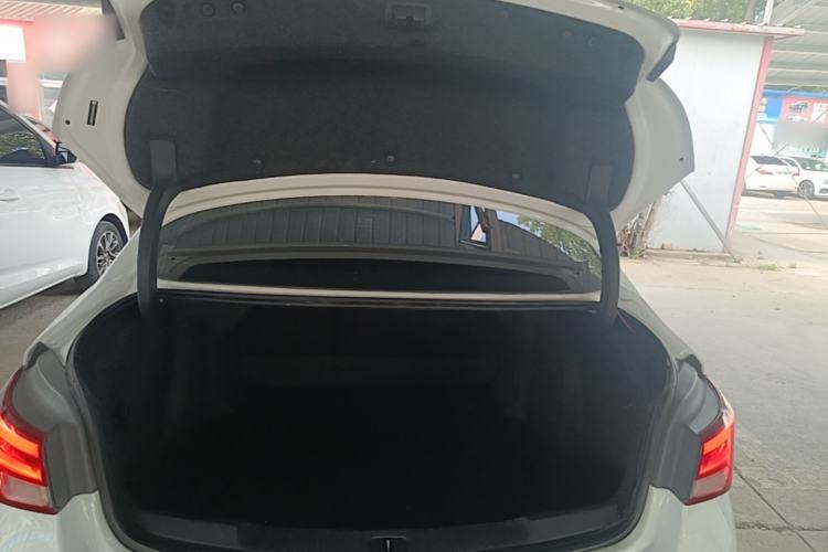 Used Buick Verano 2018 Sedan 15S Automatic Entry Model Trunk