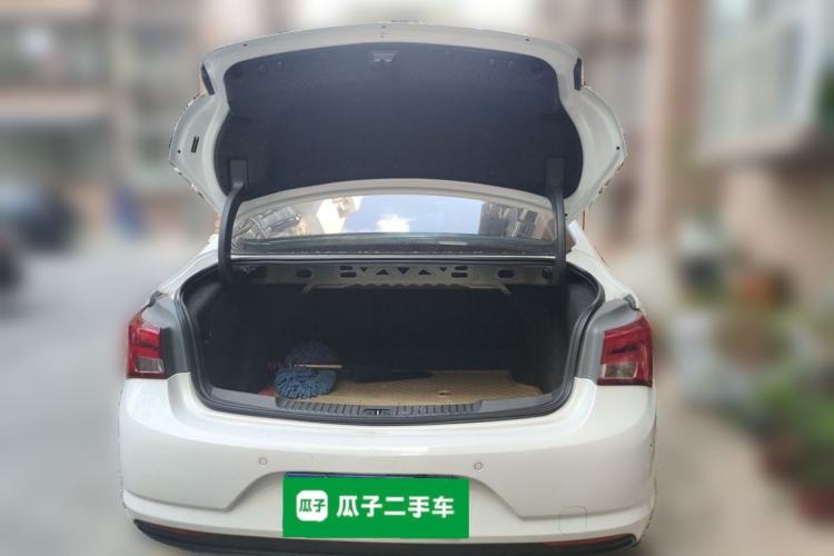 Used Buick Verano 2018 Sedan 15S Automatic Leading Model Trunk