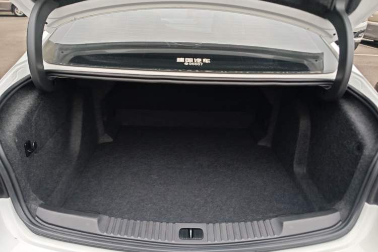 Used Buick Verano 2018 Sedan 15S Automatic Entry Model Trunk