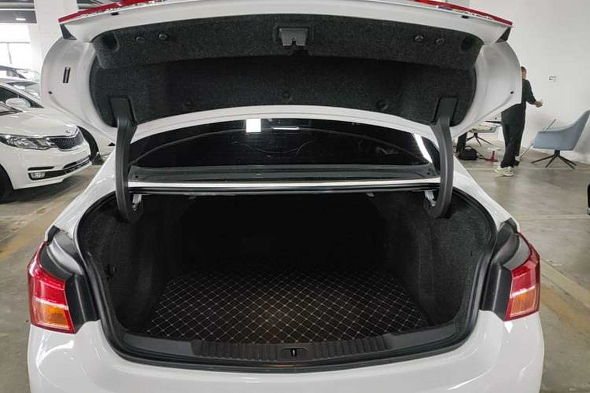 Used Buick Verano 2018 Sedan 15S Automatic Entry Model Trunk