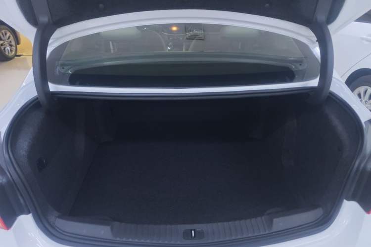 Used Buick Verano 2018 Sedan 15S Automatic Entry Model Trunk
