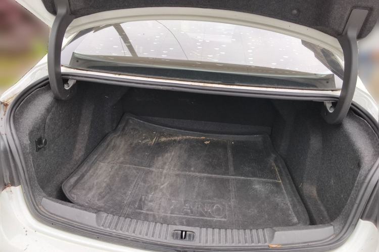 Used Buick Verano 2018 Sedan 15S Automatic Entry Model Trunk