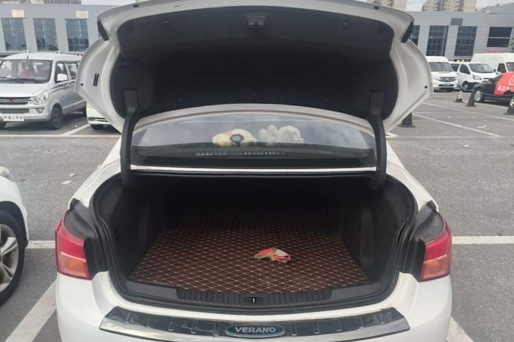 Used Buick Verano 2018 Sedan 15S Automatic Entry Model Trunk