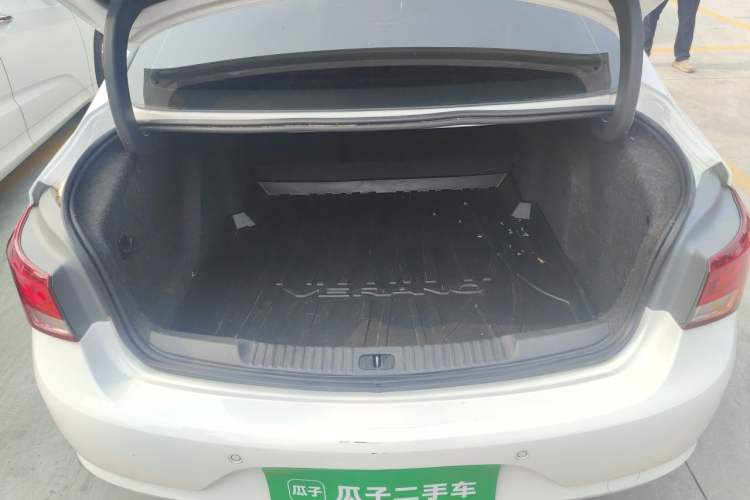Used Buick Verano 2018 Sedan 15S Automatic Leading Model Trunk