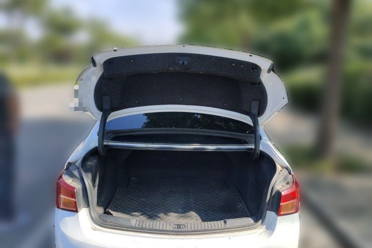Used Buick Verano 2018 Sedan 15S Automatic Entry Model Trunk