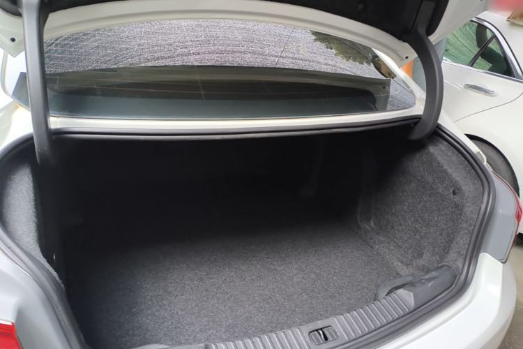 Used Buick Verano 2018 Sedan 15S Automatic Leading Model Trunk