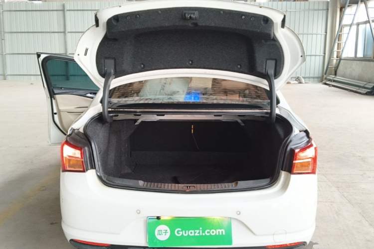 Used Buick Verano 2018 Sedan 15S Automatic Entry Model Trunk