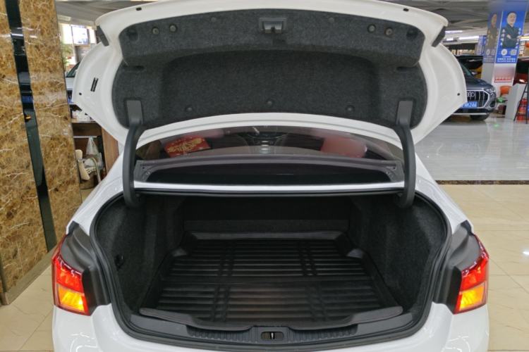 Used Buick Verano 2018 Sedan 15S Automatic Entry Model Trunk