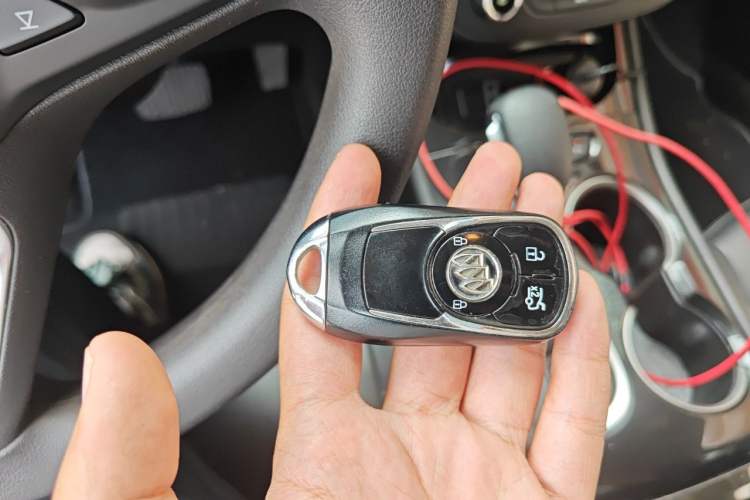 Used Buick Verano 2018 Sedan 20T Dual-Clutch Luxury Model Vehicle Key