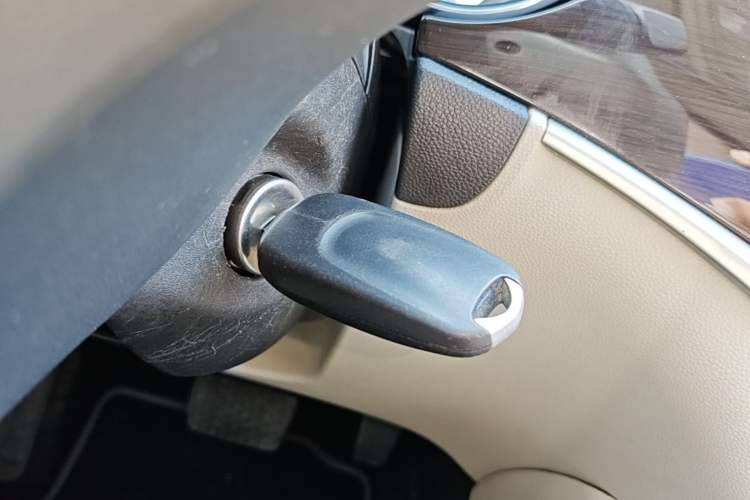 Used Buick Verano 2018 Sedan 15S Automatic Leading Model Vehicle Key