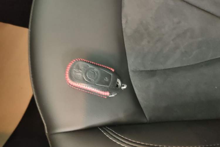 Used Buick Verano 2018 Sedan 20T Dual-Clutch Luxury Model Vehicle Key