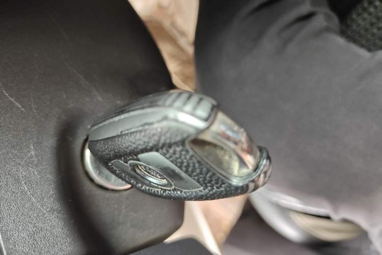 Used Buick Verano 2018 Hatchback 15S Automatic Leading Model Vehicle Key