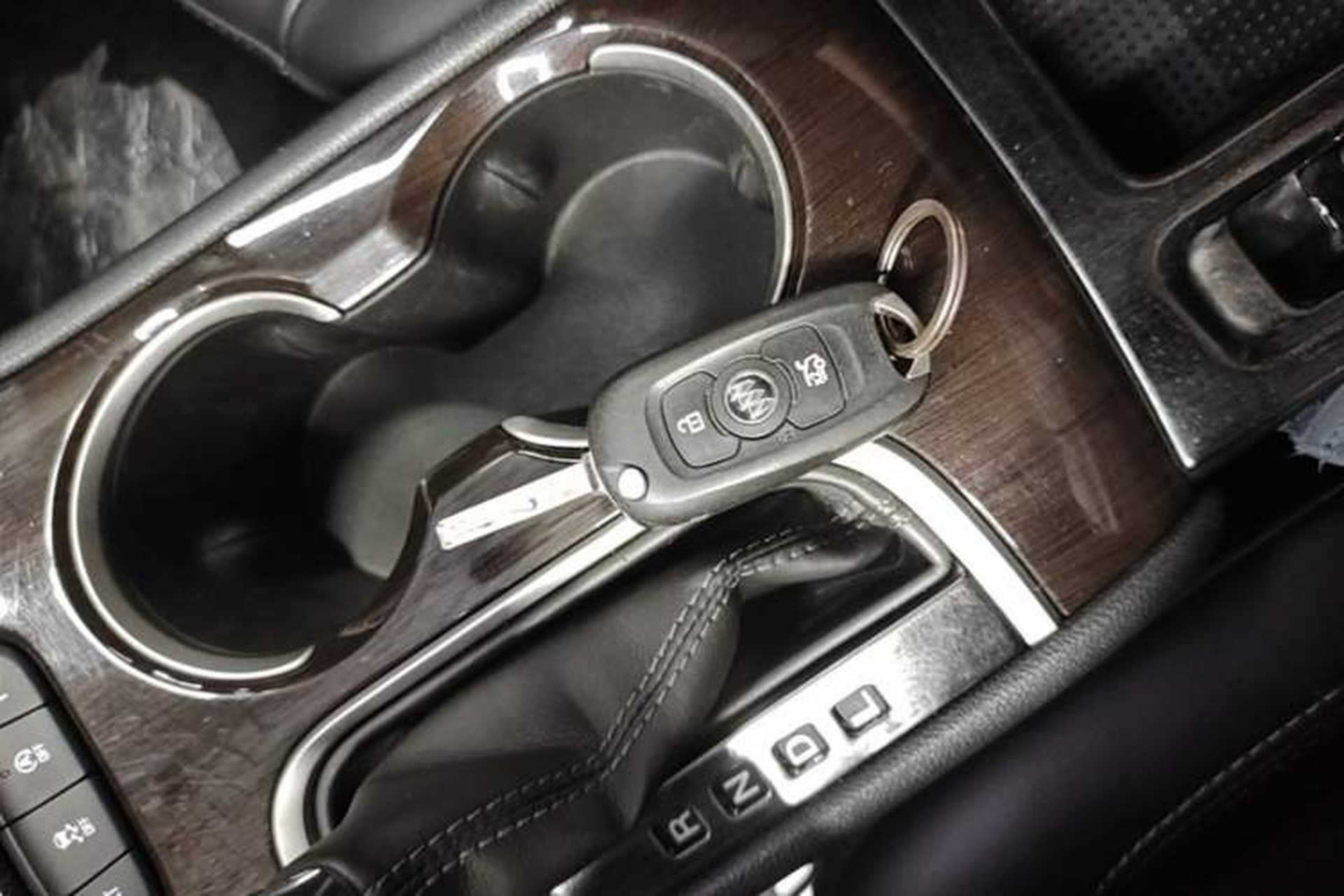 Used Buick Verano 2018 Sedan 20T Dual-Clutch Leading Model Vehicle Key