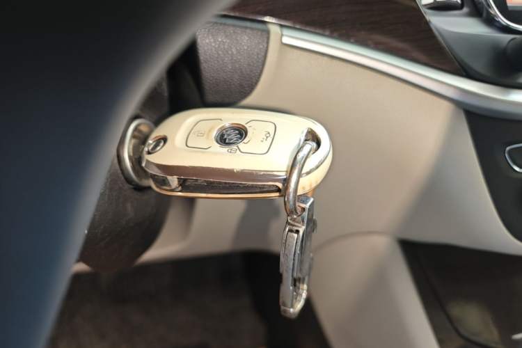 Used Buick Verano 2018 Sedan 15S Automatic Leading Model Vehicle Key