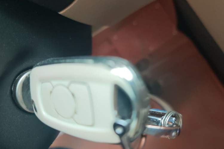 Used Buick Verano 2018 Sedan 15S Automatic Leading Model Vehicle Key