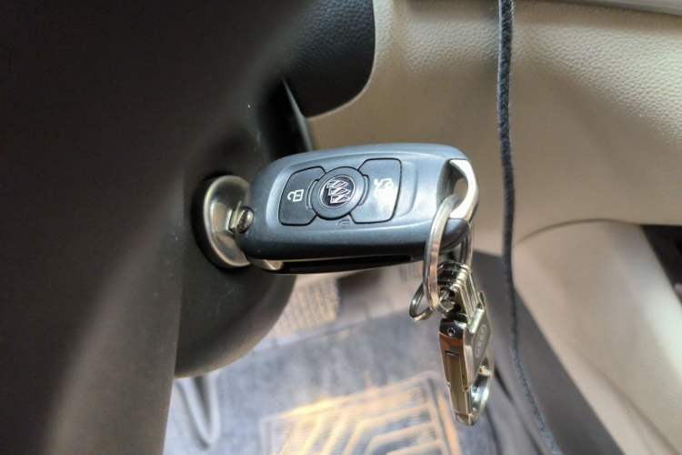 Used Buick Verano 2018 Sedan 15S Automatic Entry Model Vehicle Key