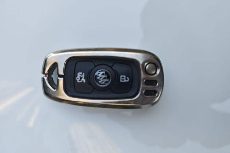 Used Buick Verano 2018 Sedan 15S Automatic Leading Model Vehicle Key