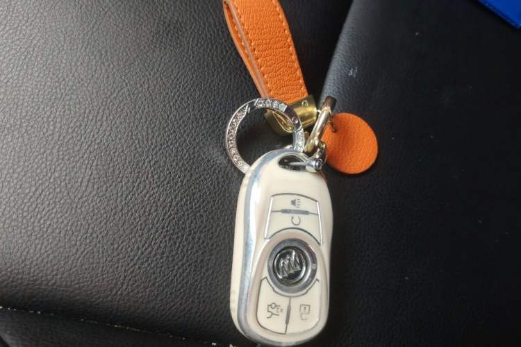 Used Buick Verano 2018 Hatchback GS 20T Dual-Clutch Progressive Model Vehicle Key