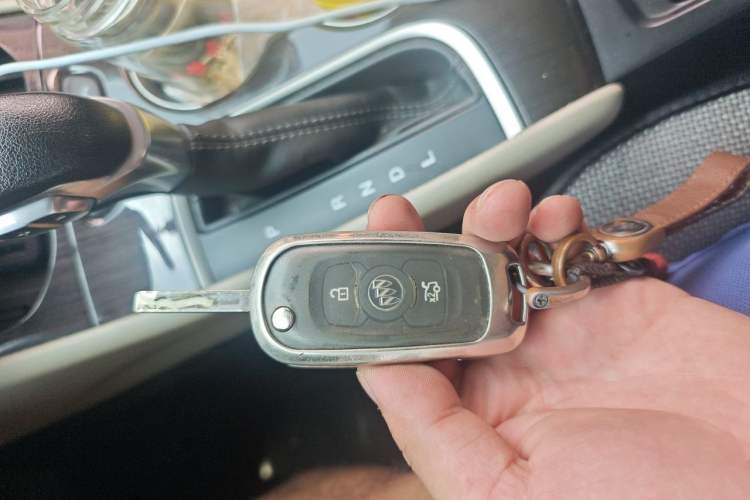 Used Buick Verano 2018 Sedan 15S Automatic Leading Model Vehicle Key