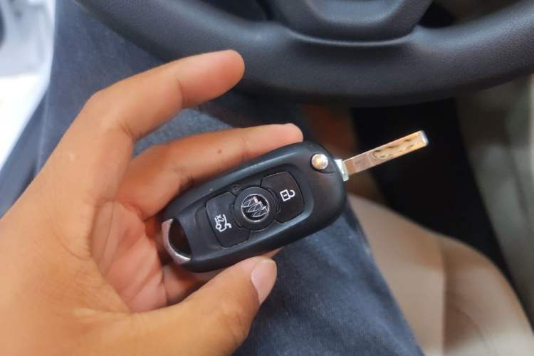 Used Buick Verano 2018 Sedan 15S Automatic Entry Model Vehicle Key