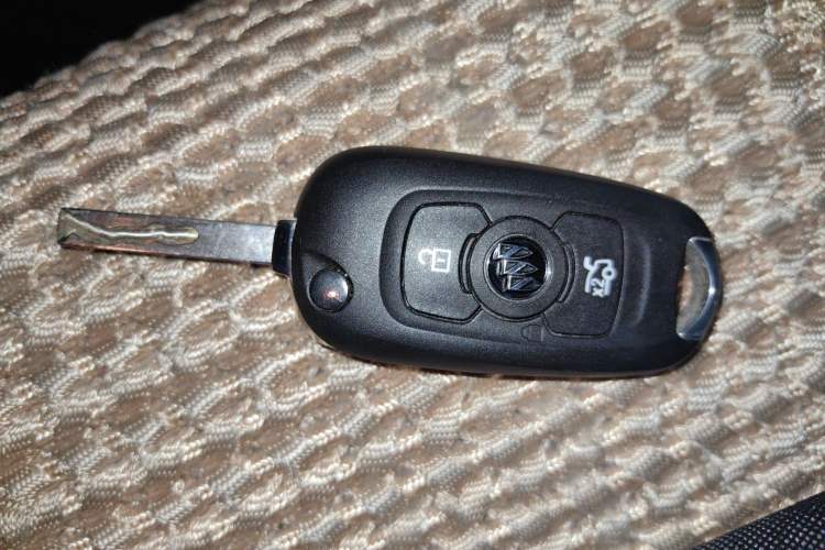 Used Buick Verano 2018 Sedan 15S Automatic Entry Model Vehicle Key