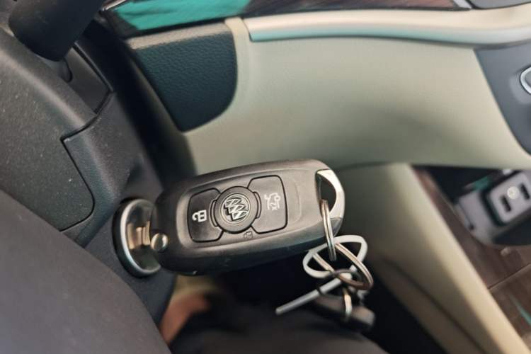 Used Buick Verano 2018 Sedan 15S Automatic Leading Model Vehicle Key