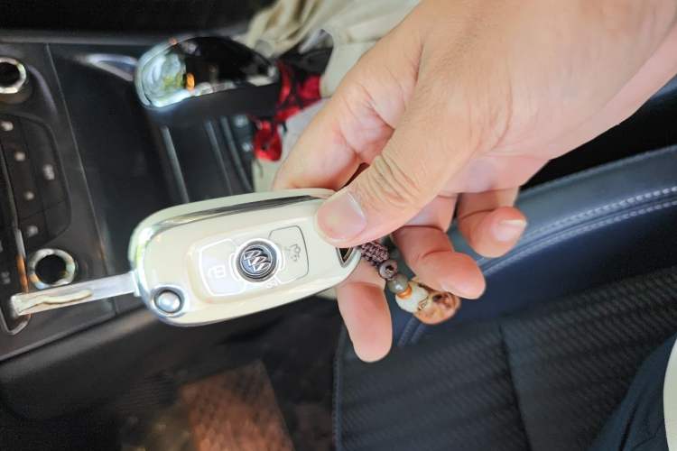 Used Buick Verano 2018 Hatchback 15S Automatic Leading Model Vehicle Key