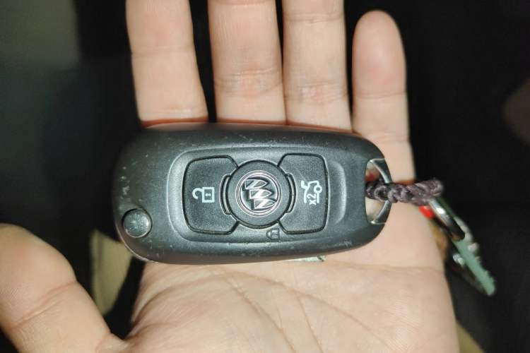 Used Buick Verano 2018 Sedan 15S Automatic Leading Model Vehicle Key