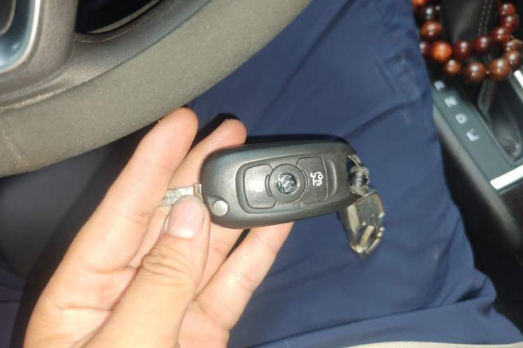 Used Buick Verano 2018 Sedan 20T Dual-Clutch Leading Model Vehicle Key