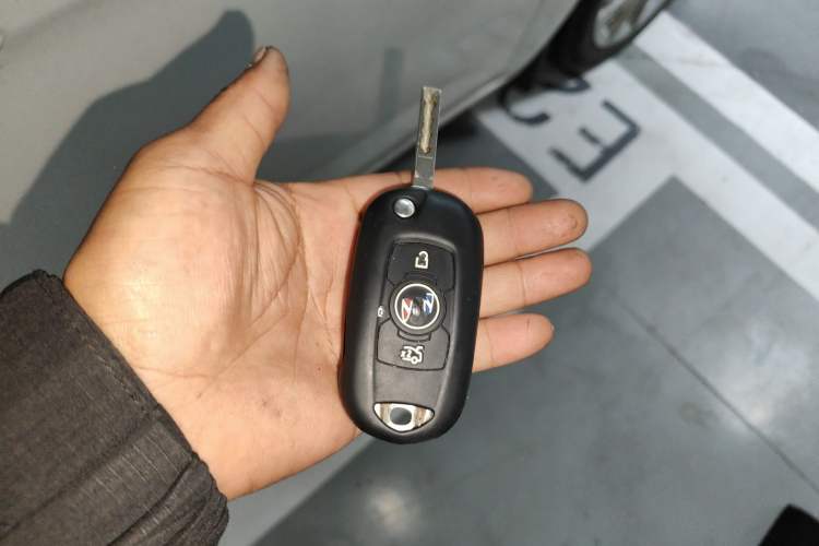 Used Buick Verano 2018 Sedan 15S Automatic Entry Model Vehicle Key