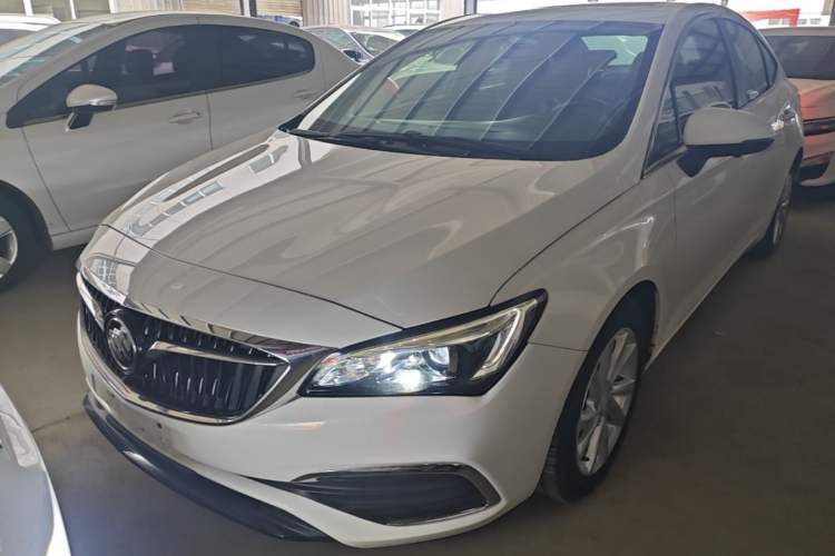 Used Buick Verano 2018 Sedan 15S Automatic Leading Model Guazi used car, China used car export, Used car for sale, Used cars, Cheapest cars for sale