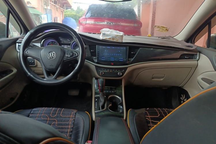 Used Buick Verano 2018 Sedan 15S Automatic Entry Model Center Console