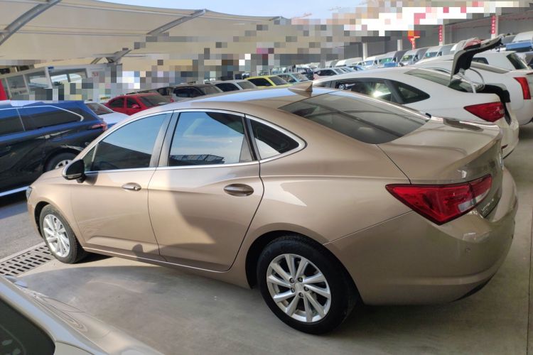 Used Buick Verano 2018 Sedan 15S Automatic Leading Model Exterior 3