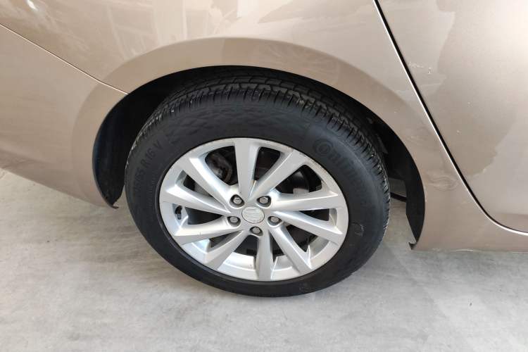Used Buick Verano 2018 Sedan 15S Automatic Leading Model Exterior 8