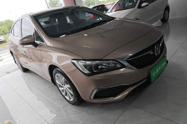Used Buick Verano 2018 Sedan 15S Automatic Entry Model Front Right 45 Deg