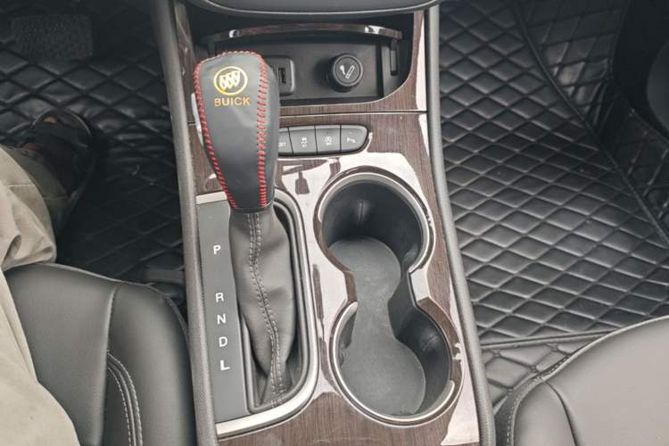 Used Buick Verano 2018 Sedan 20T Dual-Clutch Leading Model Gear Lever